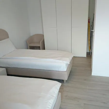 Lakecomoweb Apartment Perledo