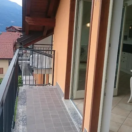 Lakecomoweb Apartamento Perledo