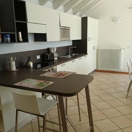 Lakecomoweb Apartment Perledo