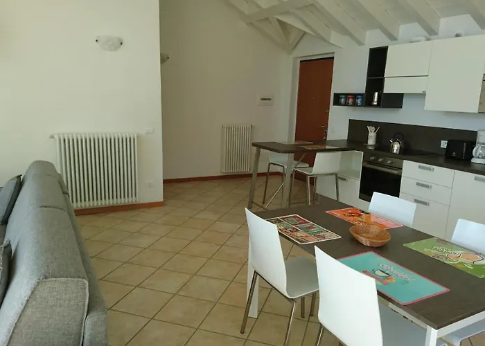 Lakecomoweb * Perledo