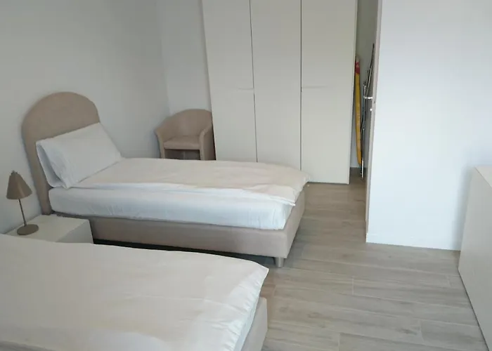 Lakecomoweb Apartman Perledo