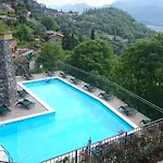 Lakecomoweb