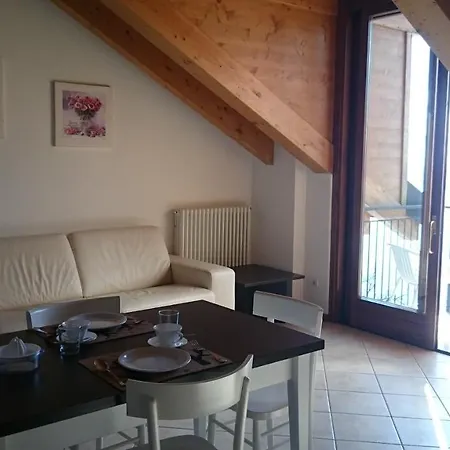 Apartament Lakecomoweb *